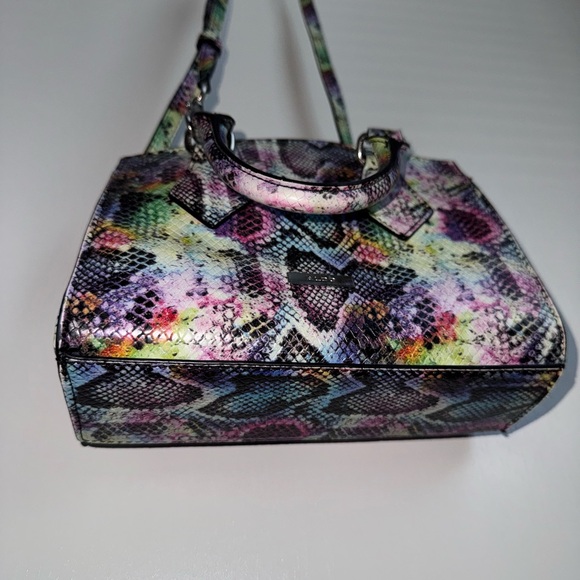 Aldo Small Handbag Colorful Faux Snake Print - Picture 4 of 6